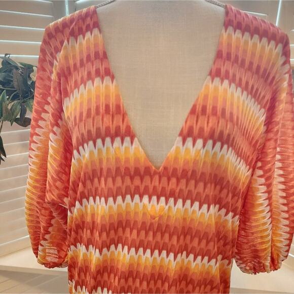 TRINA TURK SUNRAY TURNIC SIZE XS - Picture 3 of 9